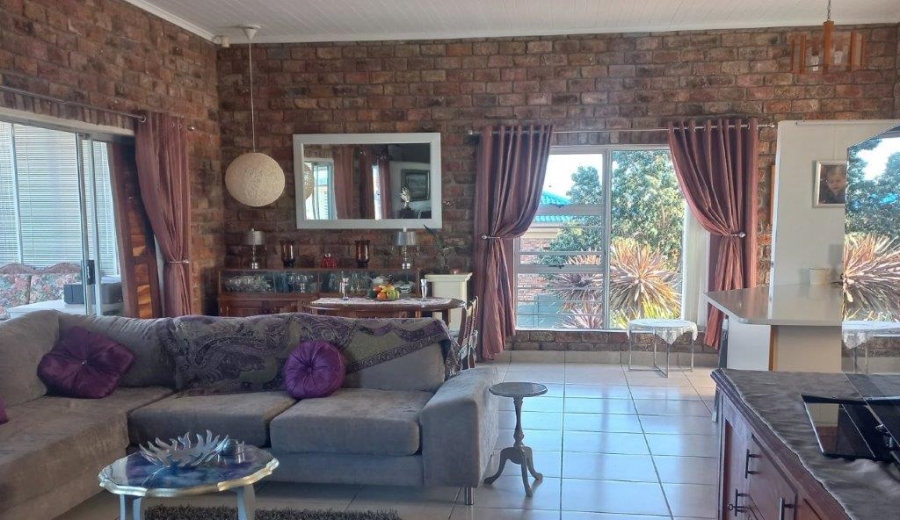 3 Bedroom Property for Sale in Dana Bay Western Cape